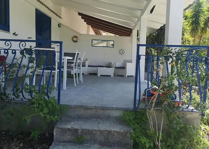 Cilento Mare, Bellissima Con Ampio Giardino